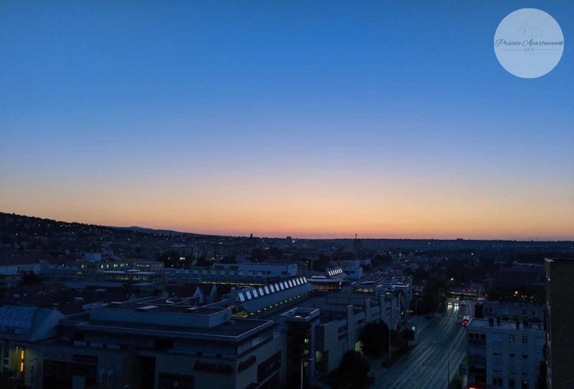 Sky Panorama Apartman Pécs Extérieur photo