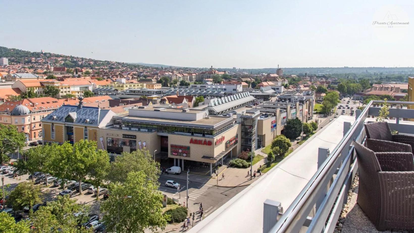 Sky Panorama Apartman Pécs Extérieur photo